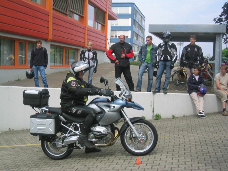Motorrad-Fahrstunde